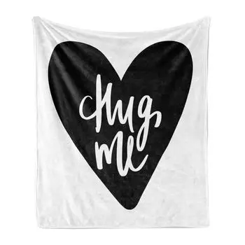 Мягкое фланелевое флисовое одеяло ABAKUHAUS Hug, монохромный рисунок Hug Me Heart, уютный плюш для использования в помещении и на улице, 125 x 175 см, темно-серый и белый