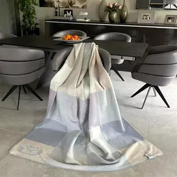 Мягкое одеяло Cassandra 150x200 | 58% хлопок, 450 г/м, двухцветный тёмный деним. Sei Design Heimtextilien, бежевый