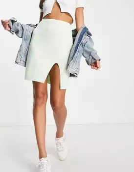 Мятная трикотажная юбка мини в рубчик с разрезом Urban Classics