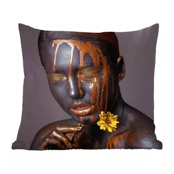 MuchoWow Black & Gold - Темная женщина с золотистой жидкостью - 60x60 см - чехол на подушку - хлопчатобумажная ткань - декоративные чехлы на подушки