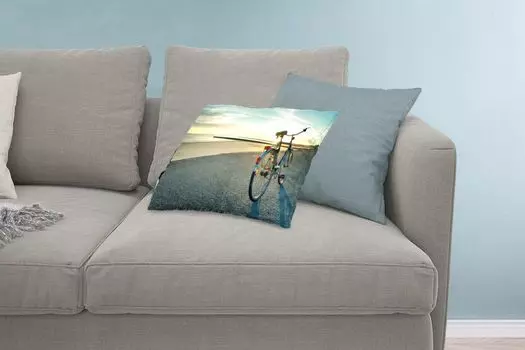 MuchoWow North Sea - Велосипед на дороге перед Северным морем - 60x40 см - чехлы на подушки - декоративные чехлы - декоративные чехлы
