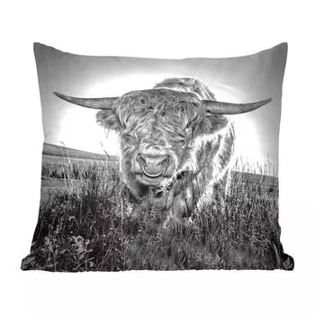 MuchoWow Scottish Highlanders - шотландский горец крупным планом в черно-белом цвете - 60x60 см - чехол на подушку - хлопчатобумажная ткань - декоративные чехлы на подушки