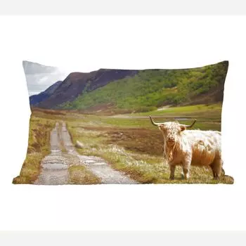 MuchoWow Scottish Highlanders - Шотландский пейзаж с горным скотом - 50x30 см - чехлы на диванные подушки - без наполнителя