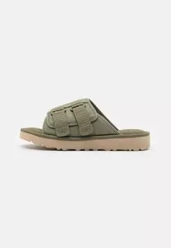 Мюли GOLDENCOAST STRAP SLIDE UGG, цвет shaded clover