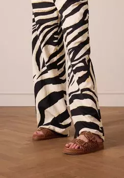 Мюли Manfield, цвет Cognac