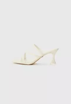 Мюли на каблуке JEWELLA ALDO, белый