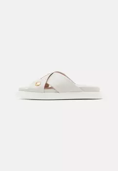 Мюли на плоской подошве GONE WITH THE WIND MOSCHINO, цвет white/gold-coloured