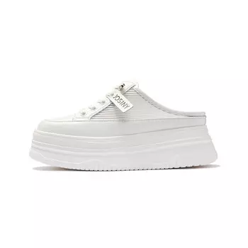 Мюли женские с закрытым носком женские Josiny, белый/черный