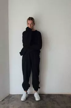 МУУВ. Брюки из мягкого хлопка Muuv., черный