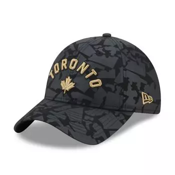 Мужская черная мужская регулируемая кепка New Era Toronto Raptors 2022/23 City Edition Official 9TWENTY