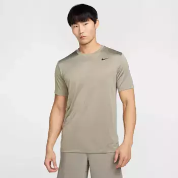 Мужская футболка Nike Dri-FIT Legend, зеленый