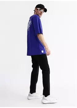 Мужская футболка оверсайз с принтом с круглым вырезом Black On Black