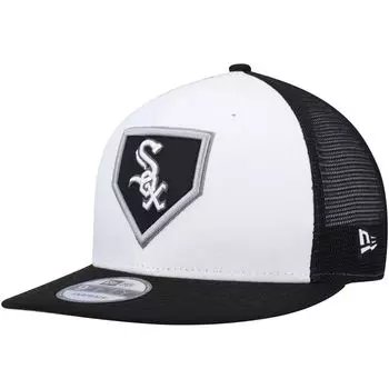 Мужская кепка New Era белого/черного цвета Chicago White Sox 2022 Clubhouse Trucker 9FIFTY Snapback