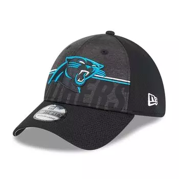 Мужская кепка New Era Black Carolina Panthers 2023, тренировочный лагерь НФЛ 39THIRTY Flex Fit.