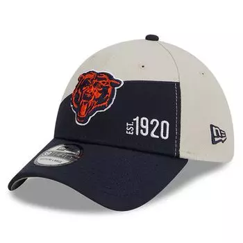 Мужская кепка New Era кремового/темно-синего цвета Chicago Bears 2023 Sideline Historic 39THIRTY Flex Hat