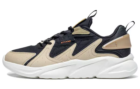 Мужская обувь Lifestyle с низким верхом черного/глиняного цвета Xtep