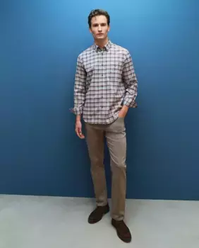 Мужская рубашка из матовой ткани на фоне Dustin, серый