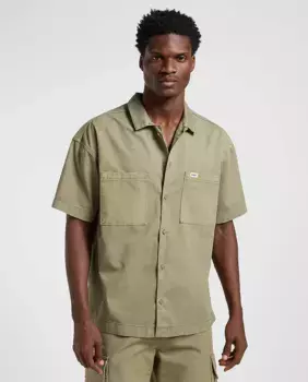 Мужская рубашка с короткими рукавами зеленого цвета Lee, цвет Verde Militar