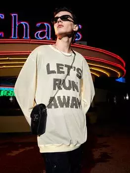 Мужская широкая футболка FeverCity с рисунком, надписью и заниженной линией плеч, белый цвет