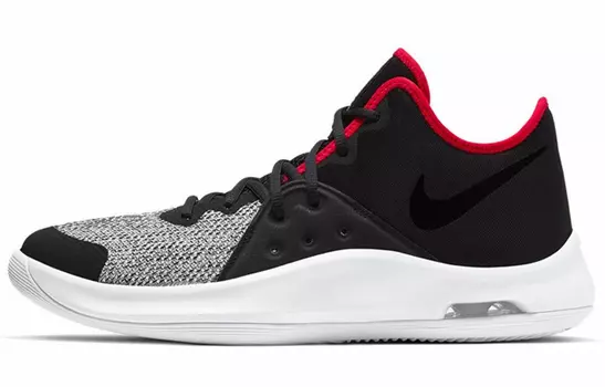 Мужские баскетбольные кроссовки Nike Air Versitile 3