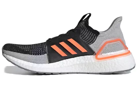 Мужские беговые кроссовки Adidas Ultraboost 19