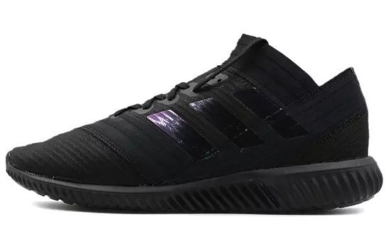 Мужские футбольные кроссовки Adidas Nemeziz