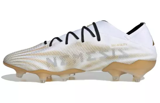Мужские футбольные кроссовки adidas Nemeziz