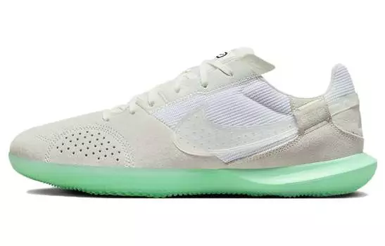 Мужские футбольные кроссовки Nike Streetgato, Белый
