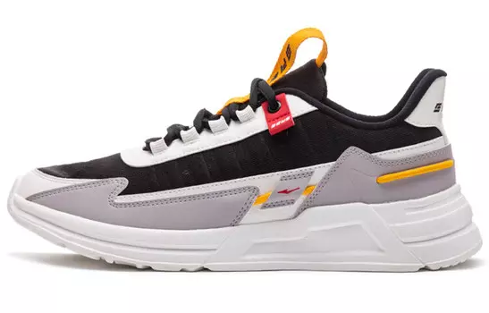 Мужские кроссовки Lifestyle с низким верхом, угольно-черного цвета Erke