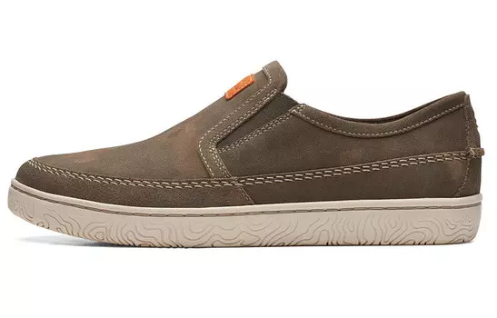 Мужские повседневные мужские низкие кроссовки оливково-зеленого цвета Clarks