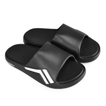 Мужские тапочки черные Tendenz