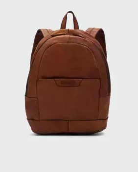 Мужской кожаный рюкзак на молнии коричневого цвета Pikolinos