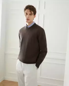 Мужской однотонный свитер из хлопка мериноса с круглым вырезом Emidio Tucci, красный