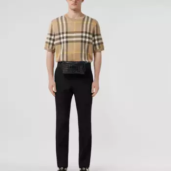 Мужской свитер Burberry, Проверка трюфелей