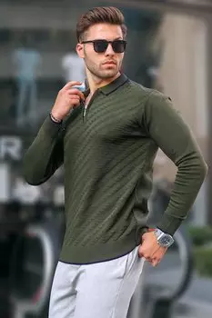 Мужской трикотажный свитер цвета хаки на молнии 6824 MADMEXT