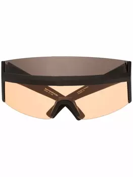 Mykita солнцезащитные очки в массивной оправе, черный