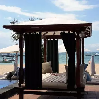 Набор из 2 внутренних и наружных штор, водонепроницаемых, непрозрачных, ветрозащитных, УФ-защиты, солнцезащитных штор для балкона, сада, двора (52 x 94 дюйма, желтый) Topchances, черный