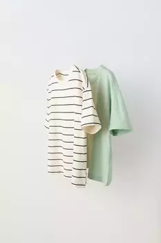 Набор из двух однотонных и полосатых футболок ZARA, черный/экрю