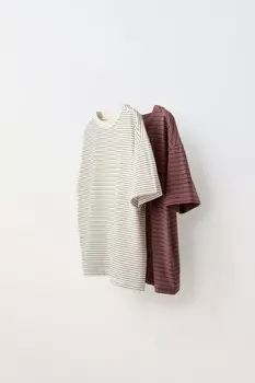 Набор из двух однотонных и полосатых футболок ZARA, полосатый