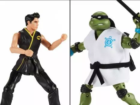 Набор Teenage Mutant Ninja Turtles x Cobra Kai Leonardo vs. Miguel Diaz Two-Pack PLAYMATES