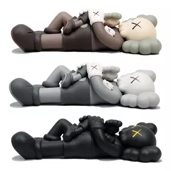 Набор виниловых фигурок Kaws Holiday Singapore, 3 предмета