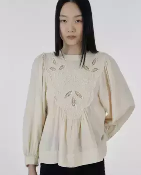 Нагрудник с вышивкой Sfera, цвет Crudo