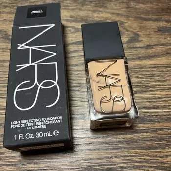 NARS Light Reflecting Foundation Barcelona Medium 4 1 унция/30 мл Authentic BIN
