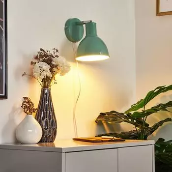 Настенный светильник »Пиво» из металла в зелено-белых тонах hofstein