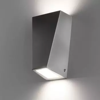 Настенный уличный светильник из нержавеющей стали 560-2SN: двойная элегантность, IP44, 2 розетки GU10 Maxkomfort GmbH, серебро