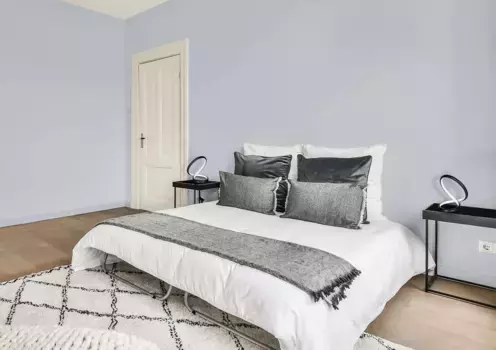 Настольная лампа ActiveJet, черный