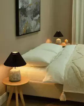 Настольная лампа Beliani, черный