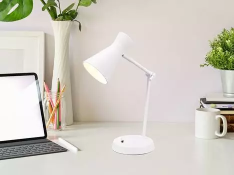 Настольная лампа ENZO белого цвета Reality Leuchten