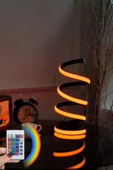 Настольная лампа Opviq