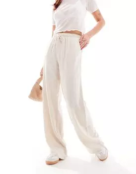 Натуральные брюки-комбинезоны с эффектом льна Stradivarius